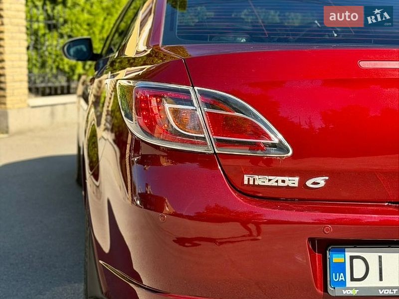 Седан Mazda 6 2008 в Чернівцях