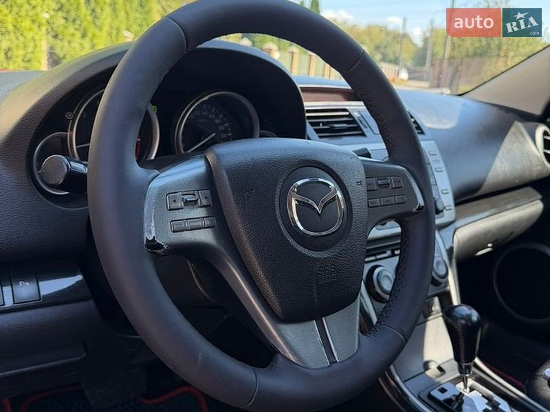 Седан Mazda 6 2008 в Чернівцях