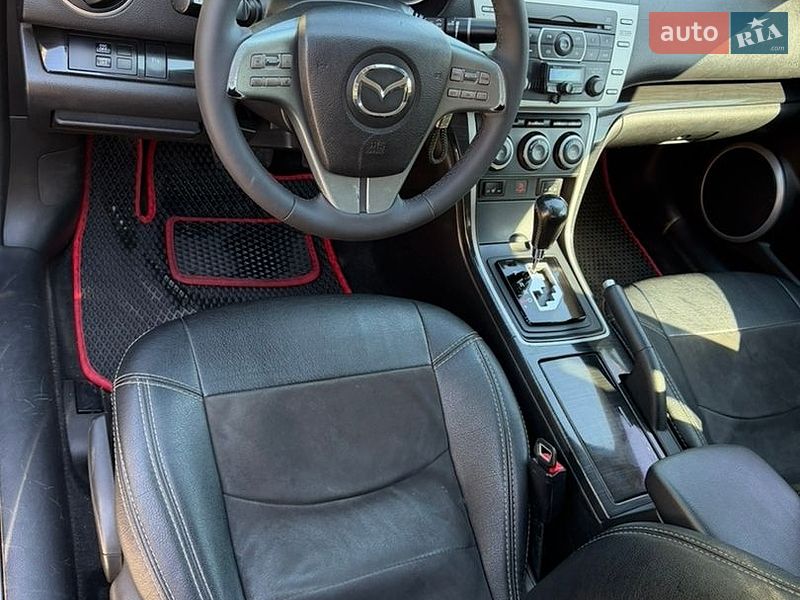 Седан Mazda 6 2008 в Чернівцях