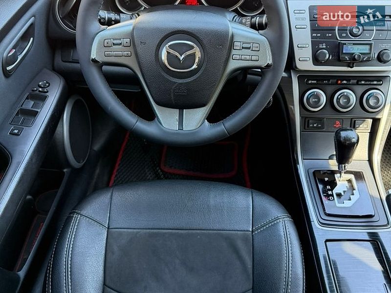 Седан Mazda 6 2008 в Черновцах