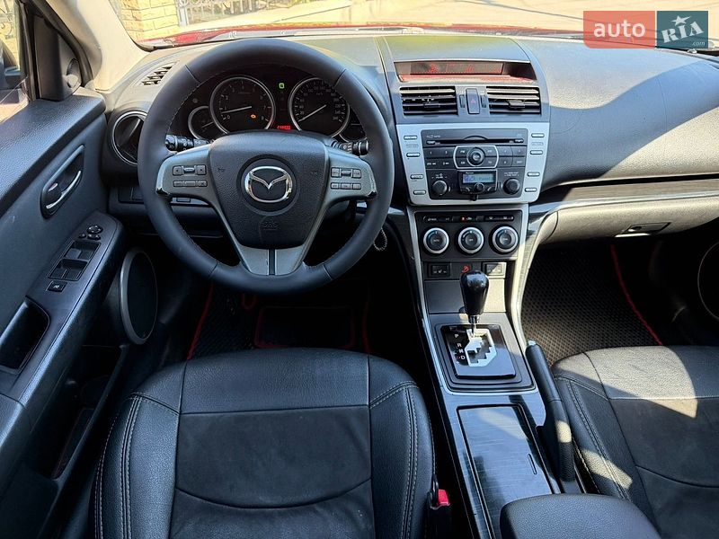 Седан Mazda 6 2008 в Чернівцях