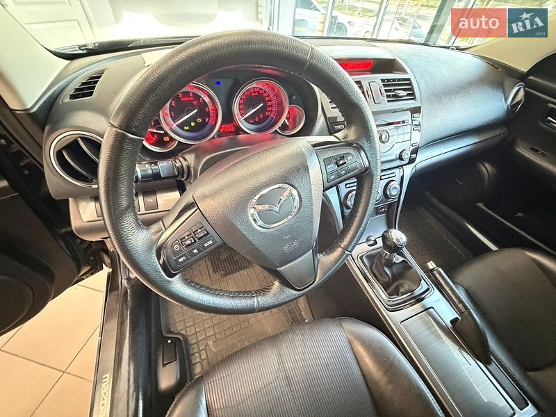 Седан Mazda 6 2012 в Запоріжжі