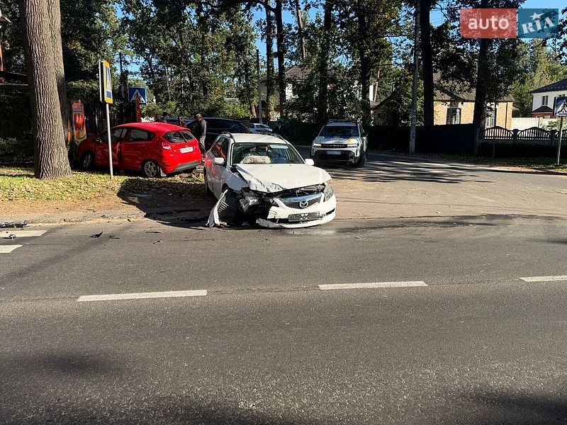 Універсал Mazda 6 2005 в Ірпені