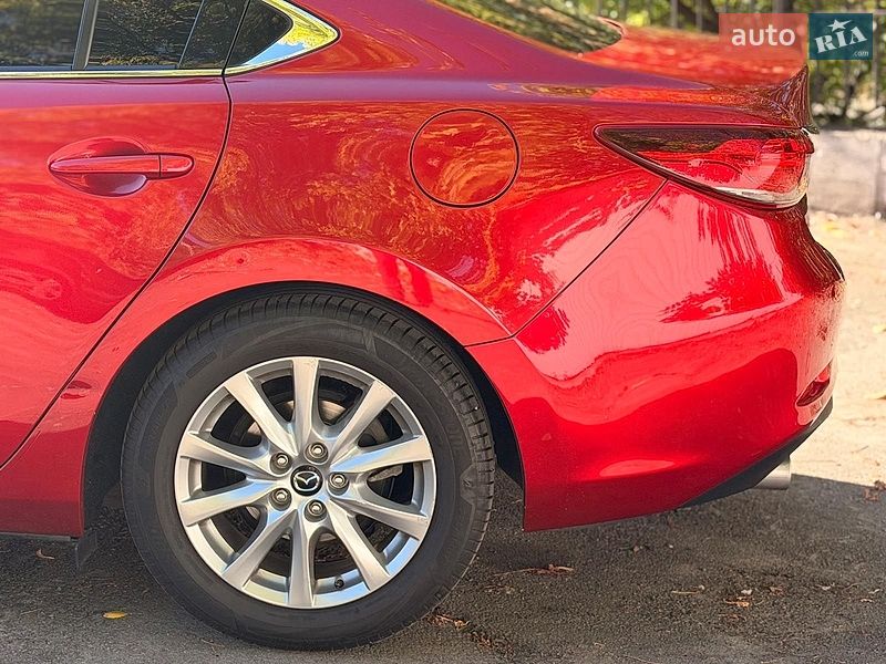 Седан Mazda 6 2016 в Киеве