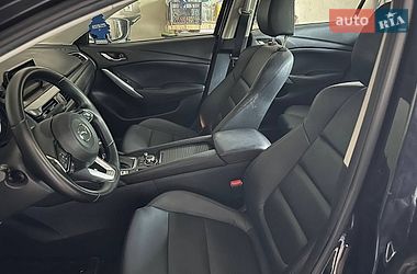 Седан Mazda 6 2016 в Чернівцях