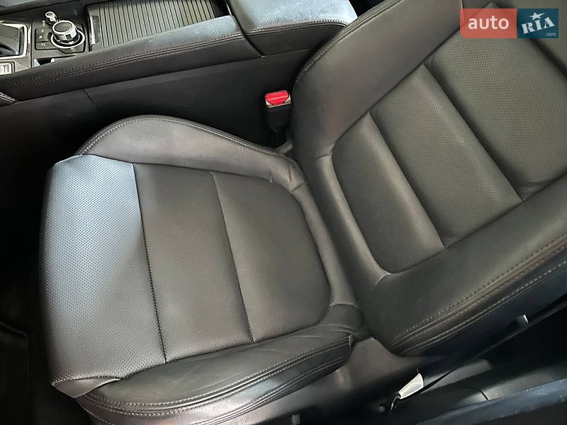 Седан Mazda 6 2016 в Чернівцях