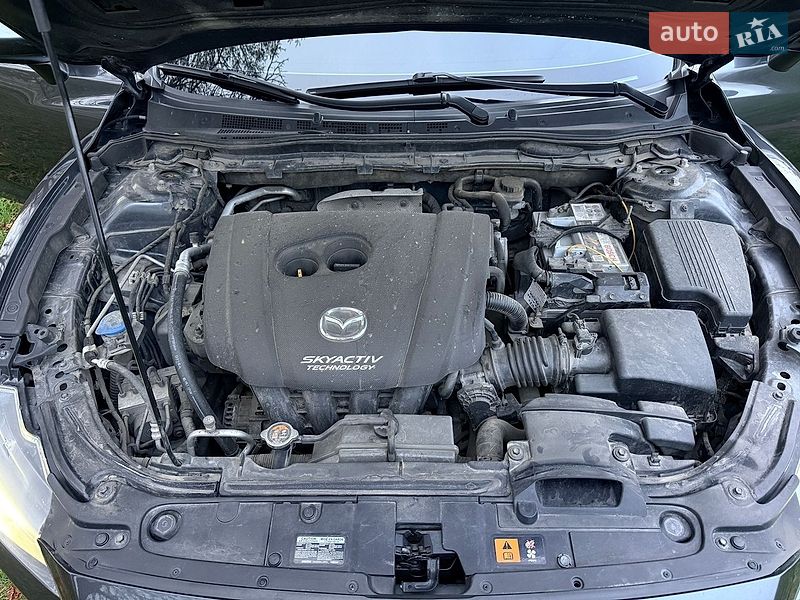 Седан Mazda 6 2016 в Запоріжжі