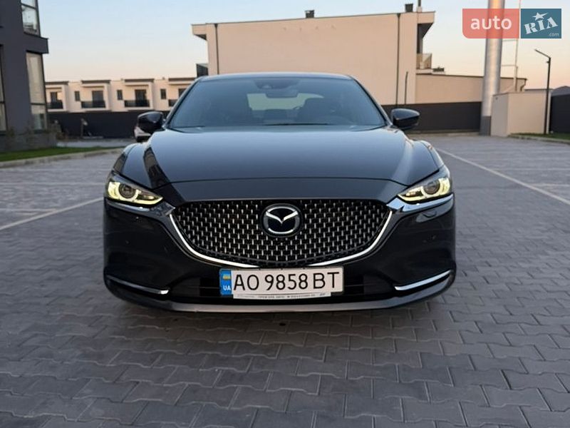 Седан Mazda 6 2018 в Ужгороді