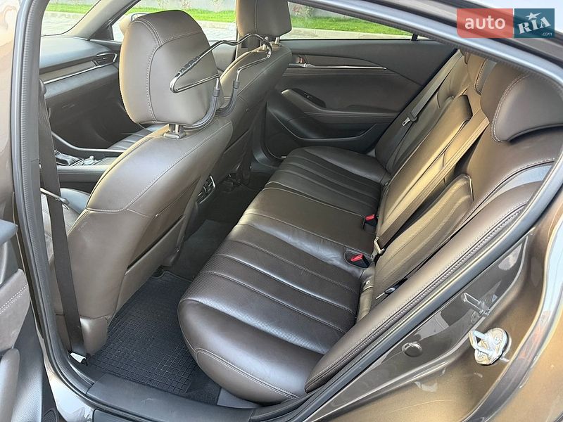 Седан Mazda 6 2018 в Ужгороді