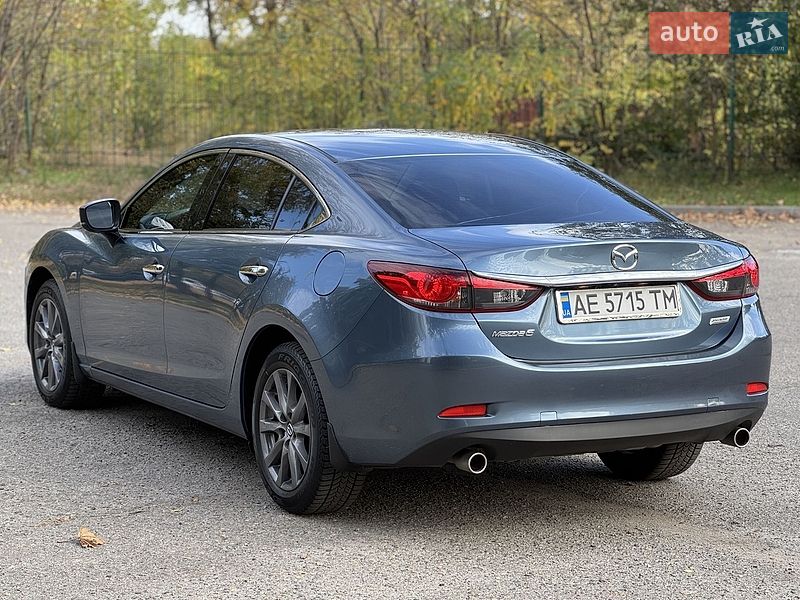 Седан Mazda 6 2016 в Днепре