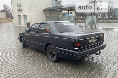 Седан Mazda 929 1988 в Могилев-Подольске
