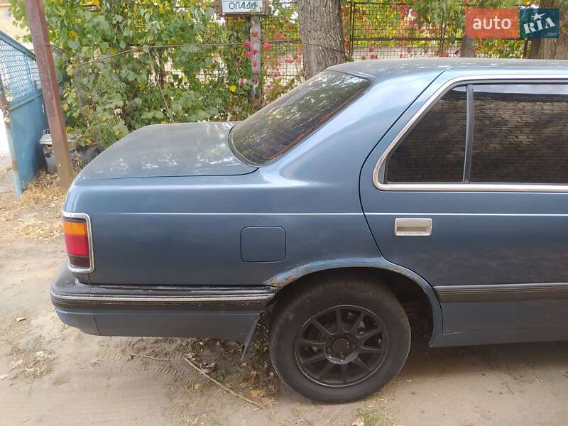 Седан Mazda 929 1988 в Хмельницькому