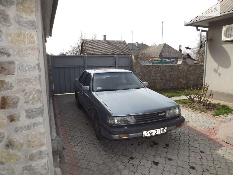 Седан Mazda 929 1989 в Запорожье