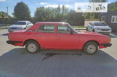 Седан Mazda 929 1981 в Львове