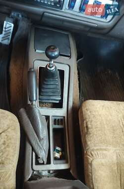 Седан Mazda 929 1981 в Львове
