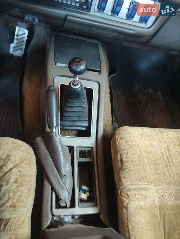 Седан Mazda 929 1981 в Львове фото 16 Седан Mazda 929 1981 в Львове