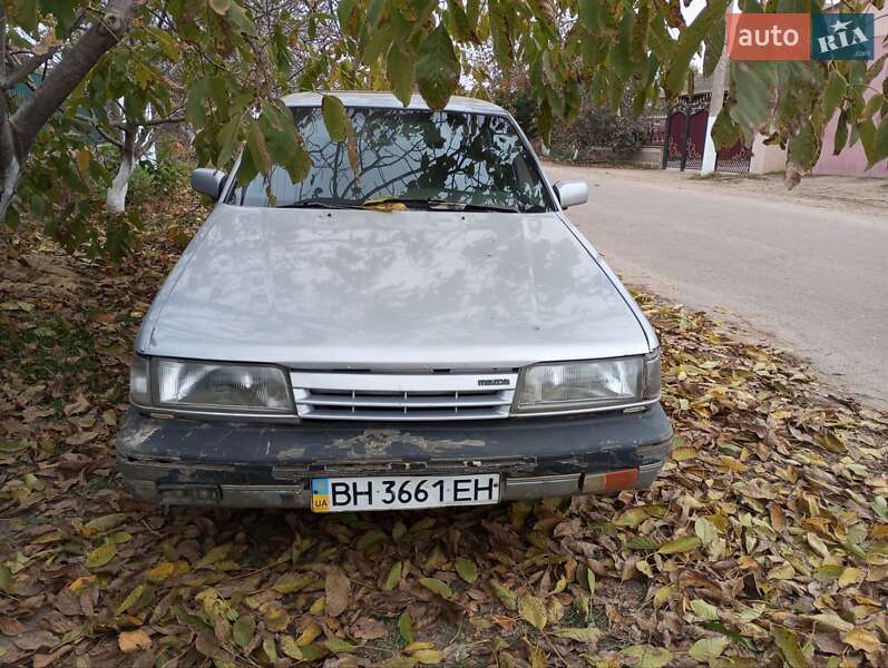 Седан Mazda 929 1987 в Белгороде-Днестровском