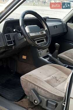 Седан Mazda 929 1988 в 