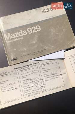 Седан Mazda 929 1990 в 