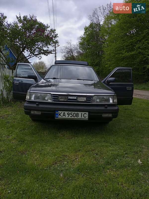 Mazda 929 1988