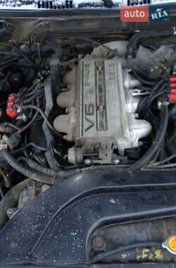 Седан Mazda 929 1991 в Ровно