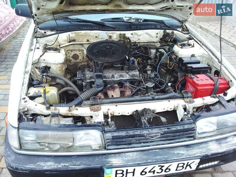 Седан Mazda Capella 1984 в Одесі