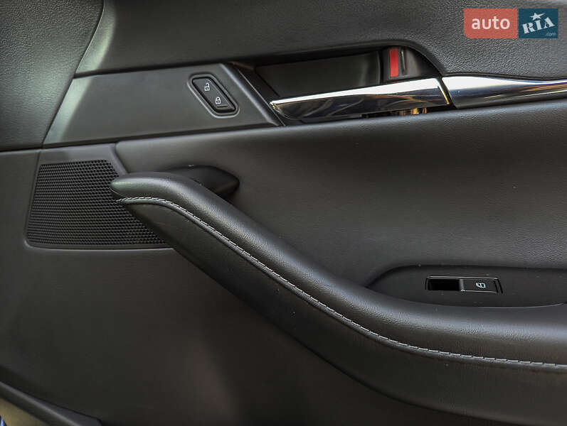 Внедорожник / Кроссовер Mazda CX-30 2023 в Ровно