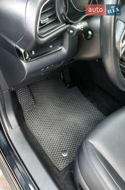 Позашляховик / Кросовер Mazda CX-30 2022 в 