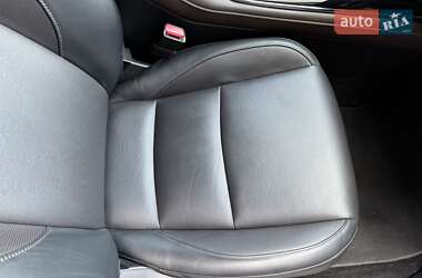 Позашляховик / Кросовер Mazda CX-30 2021 в 