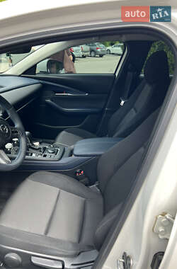 Внедорожник / Кроссовер Mazda CX-30 2020 в 