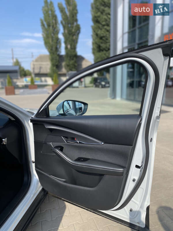 Внедорожник / Кроссовер Mazda CX-30 2024 в Киеве