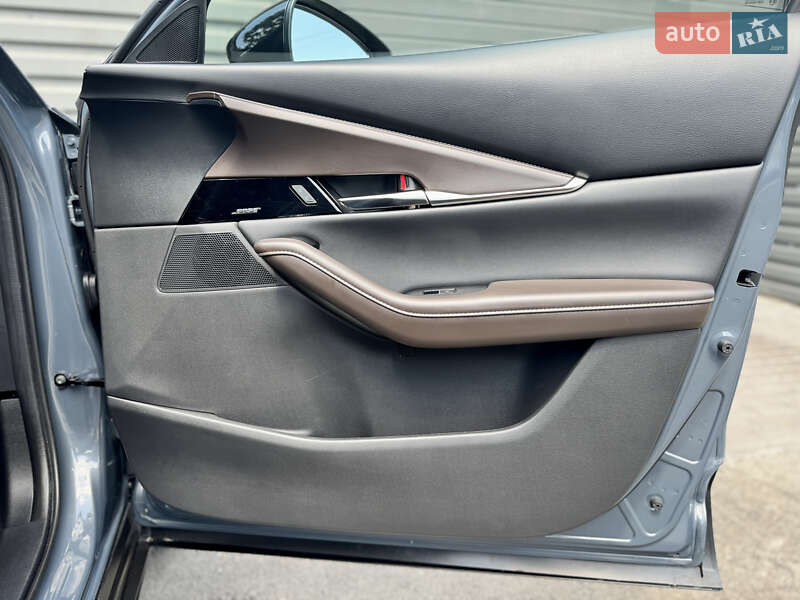 Внедорожник / Кроссовер Mazda CX-30 2021 в Киеве фото 32 Внедорожник / Кроссовер Mazda CX-30 2021 в Киеве