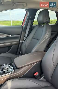 Внедорожник / Кроссовер Mazda CX-30 2023 в 