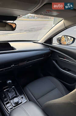 Внедорожник / Кроссовер Mazda CX-30 2021 в 