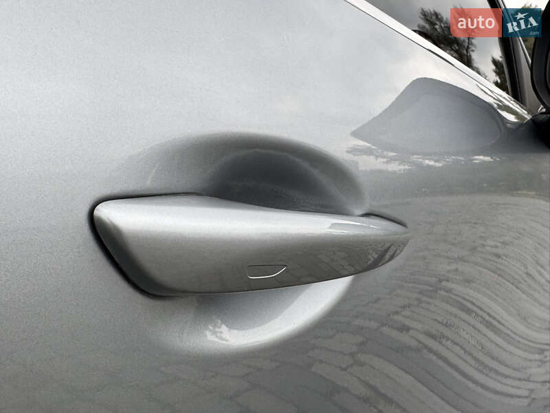 Внедорожник / Кроссовер Mazda CX-30 2020 в Киеве