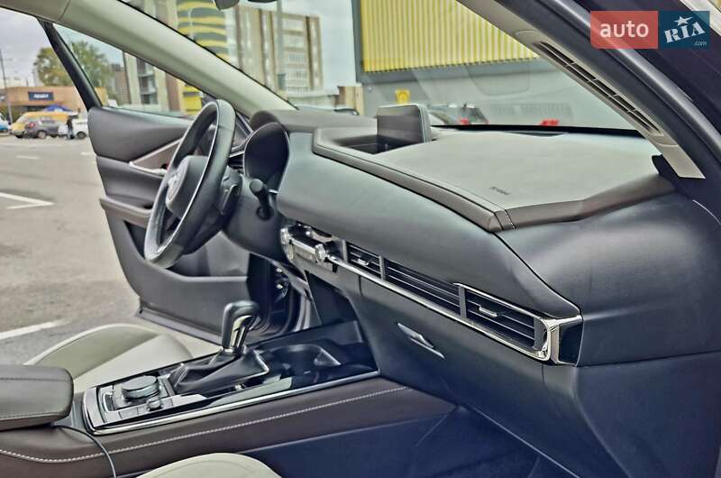 Позашляховик / Кросовер Mazda CX-30 2023 в Києві фото 30 Позашляховик / Кросовер Mazda CX-30 2023 в Києві