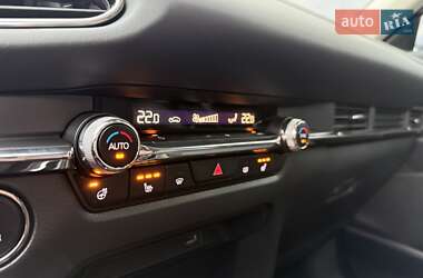 Позашляховик / Кросовер Mazda CX-30 2020 в 