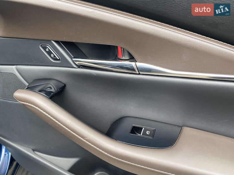 Внедорожник / Кроссовер Mazda CX-30 2023 в Самборе