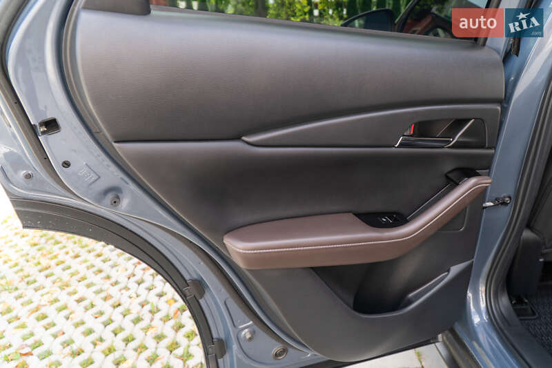 Позашляховик / Кросовер Mazda CX-30 2021 в Києві фото 24 Позашляховик / Кросовер Mazda CX-30 2021 в Києві
