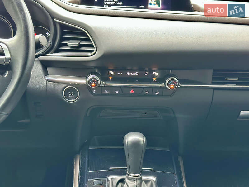 Позашляховик / Кросовер Mazda CX-30 2020 в Києві фото 31 Позашляховик / Кросовер Mazda CX-30 2020 в Києві