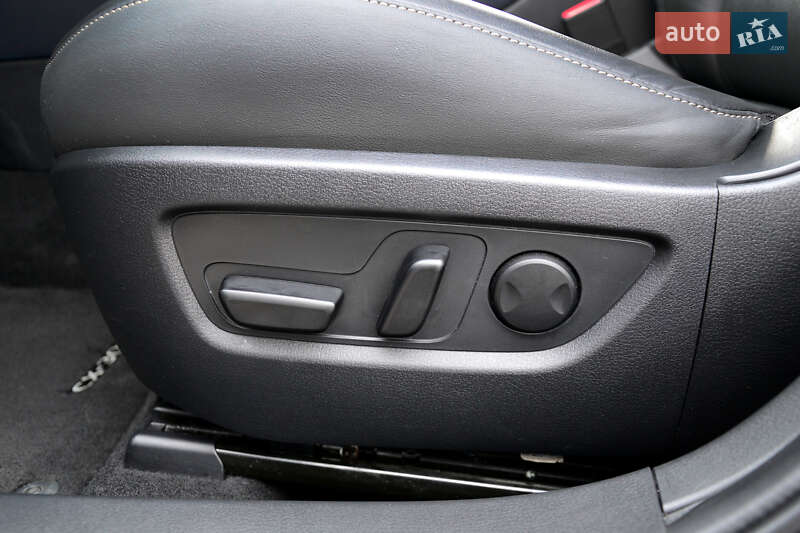 Внедорожник / Кроссовер Mazda CX-30 2019 в Умани