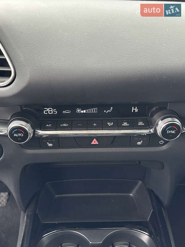 Внедорожник / Кроссовер Mazda CX-30 2024 в Белогородке