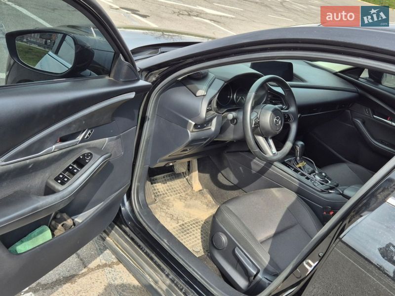 Внедорожник / Кроссовер Mazda CX-30 2024 в Ужгороде