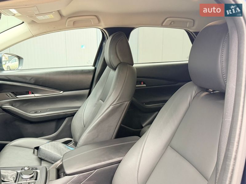 Позашляховик / Кросовер Mazda CX-30 2023 в Києві фото 39 Позашляховик / Кросовер Mazda CX-30 2023 в Києві