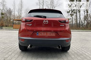 Внедорожник / Кроссовер Mazda CX-3 2016 в Луцке