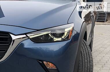 Позашляховик / Кросовер Mazda CX-3 2018 в 
