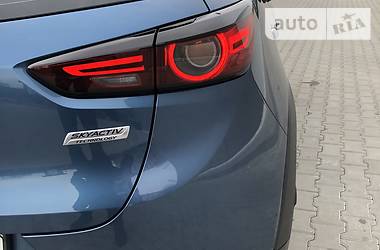 Позашляховик / Кросовер Mazda CX-3 2018 в 