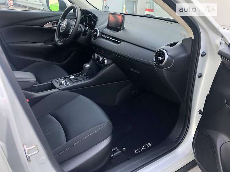 Внедорожник / Кроссовер Mazda CX-3 2018 в Киеве