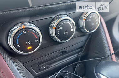 Внедорожник / Кроссовер Mazda CX-3 2020 в Киеве