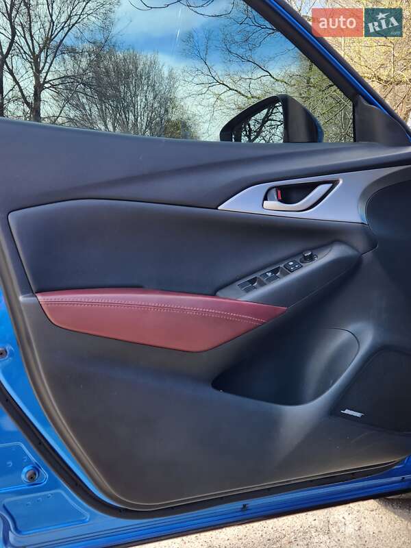 Внедорожник / Кроссовер Mazda CX-3 2015 в Днепре